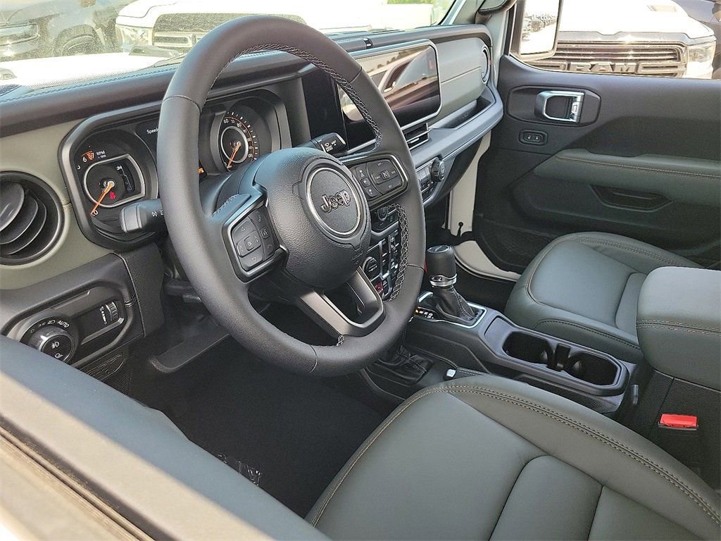 New 2025 Jeep Gladiator Mojave w/ Convenience Group AWD/4WD image 3