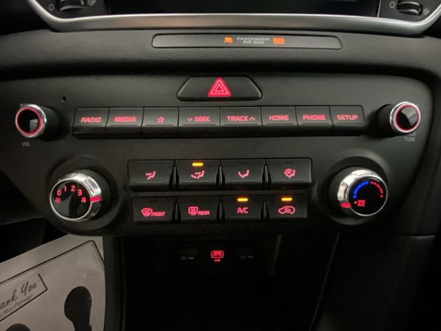 Used 2022 Kia Sportage Nightfall Edition FWD image 18