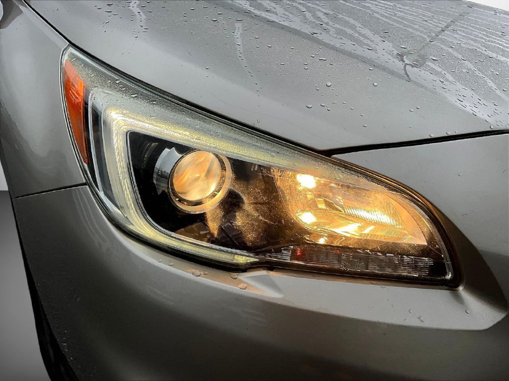Used 2015 Subaru Outback 2.5i Premium AWD/4WD image 30