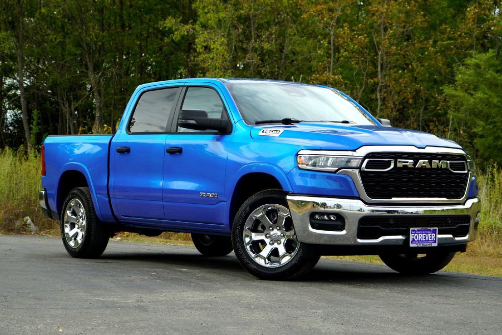 Used 2025 RAM 1500 Lone Star image 2