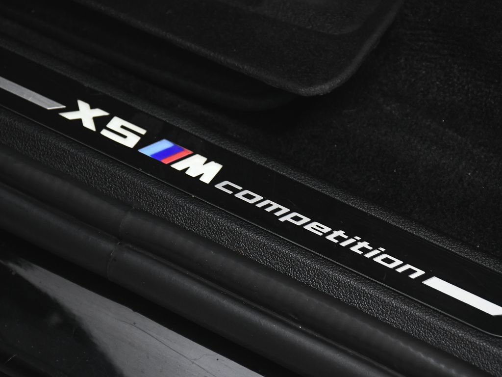 Used 2022 BMW X5 M w/ Competition Package image 12