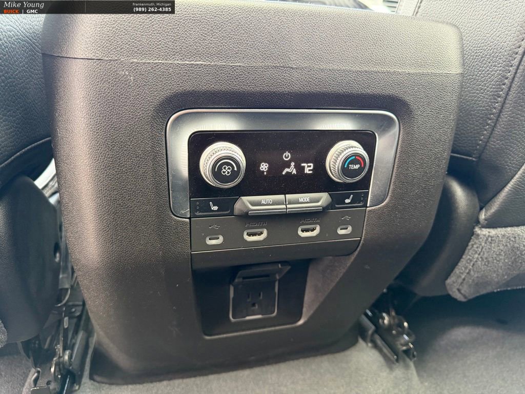Used 2021 GMC Yukon Denali w/ Denali Ultimate Package AWD/4WD image 14