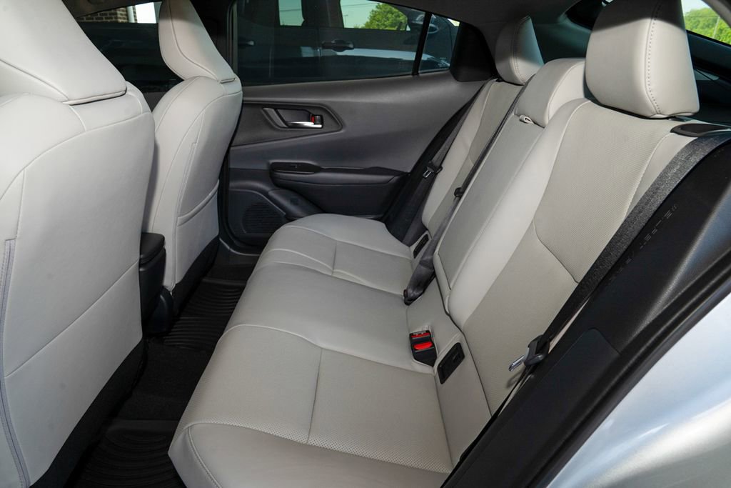 Used 2026 Toyota Prius XLE image 8