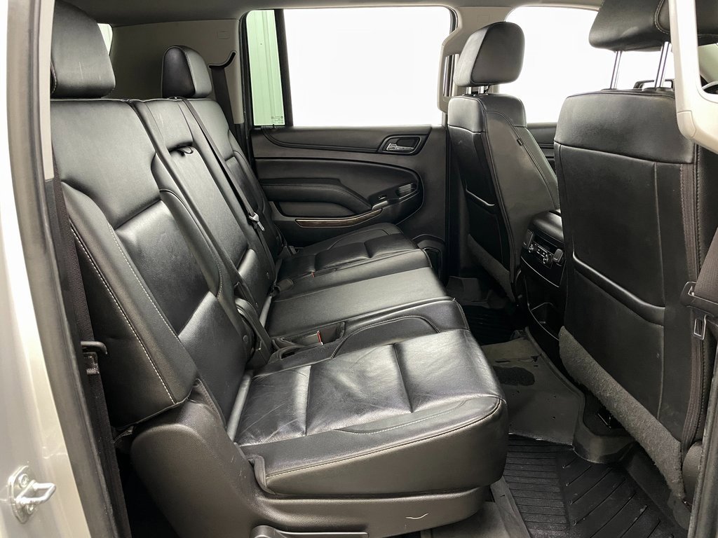 Used 2019 Chevrolet Suburban LT image 43