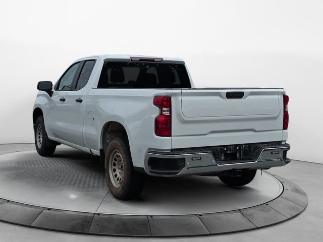Used 2025 Chevrolet Silverado 1500 W/T w/ WT Value Package AWD/4WD image 3