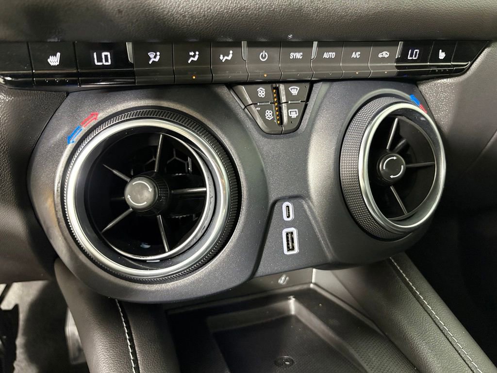 Used 2024 Chevrolet Blazer LT w/ Convenience Package FWD image 34