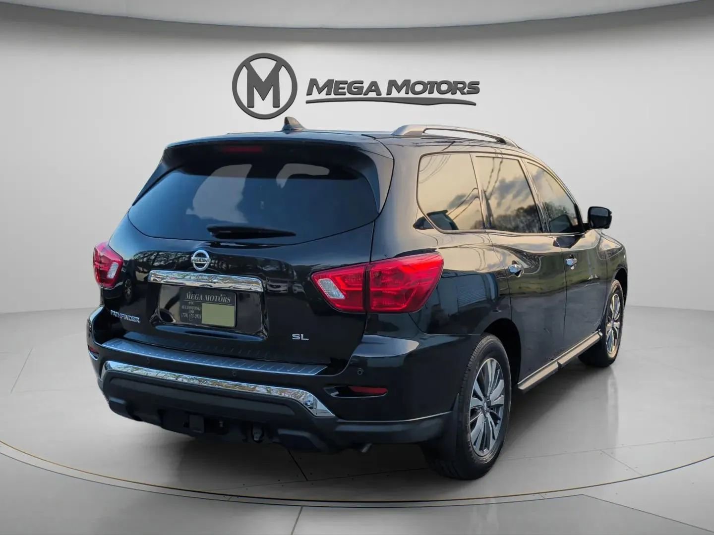 Used 2020 Nissan Pathfinder SL image 7