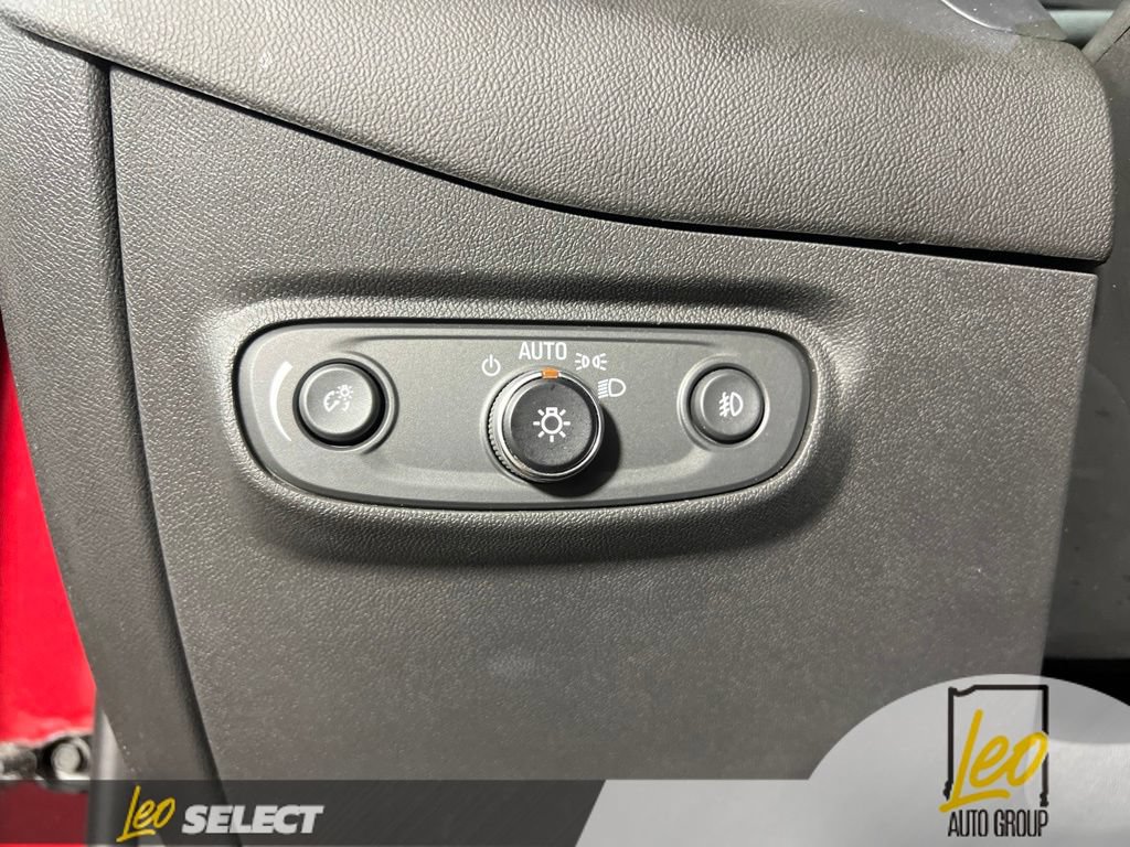 Used 2020 Chevrolet Equinox LT FWD image 23