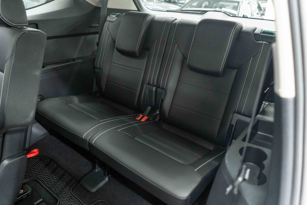 Used 2023 Volkswagen Atlas SE w/ Panoramic Sunroof Package AWD/4WD image 15