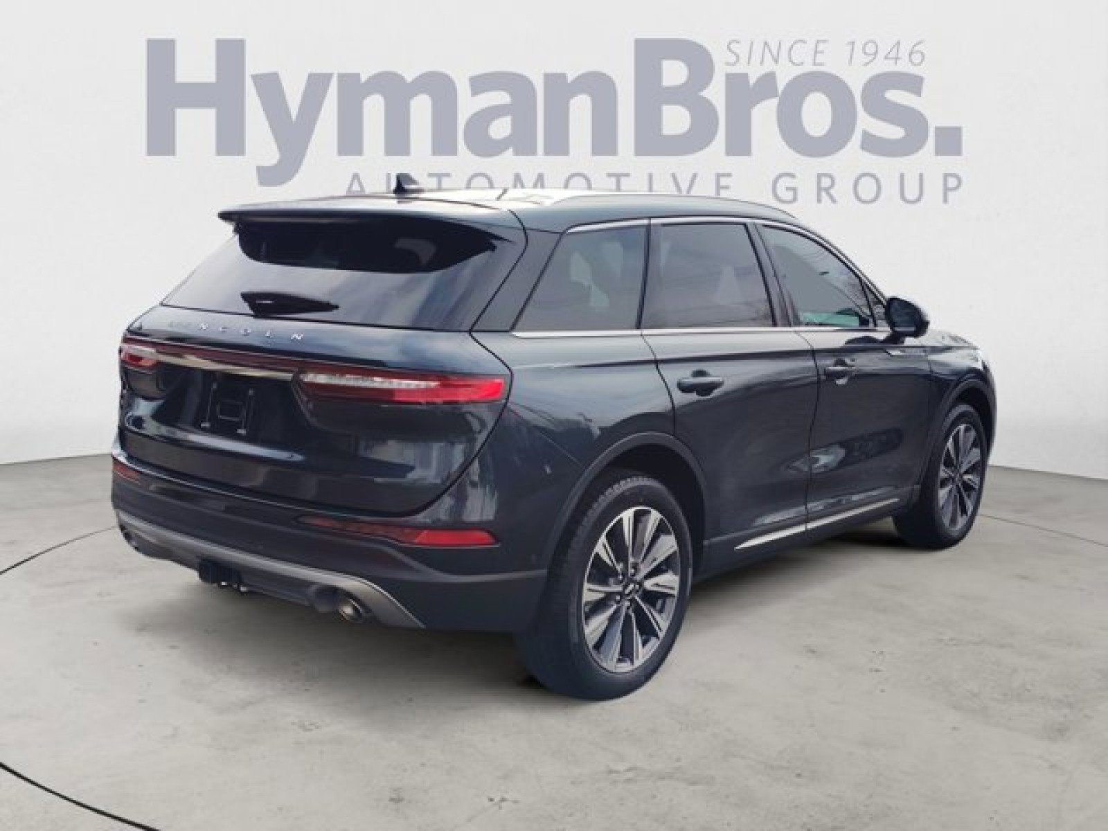 Used 2022 Lincoln Corsair Reserve w/ Equipment Group 201A AWD/4WD image 3