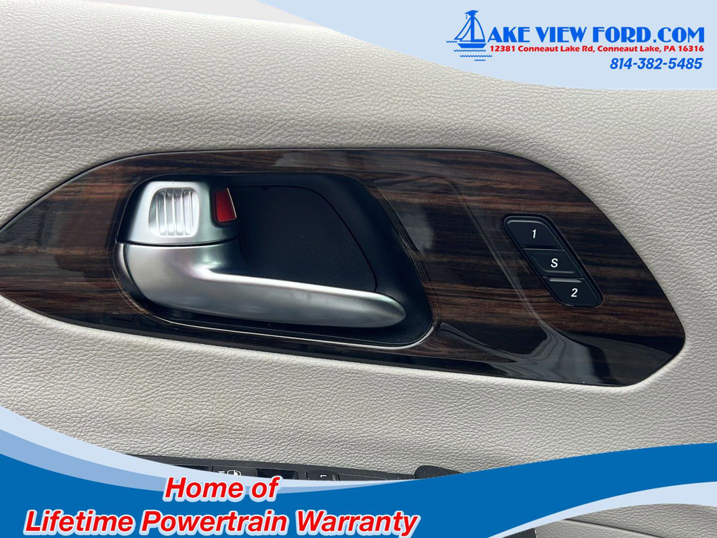 Used 2022 Chrysler Pacifica Limited FWD image 21
