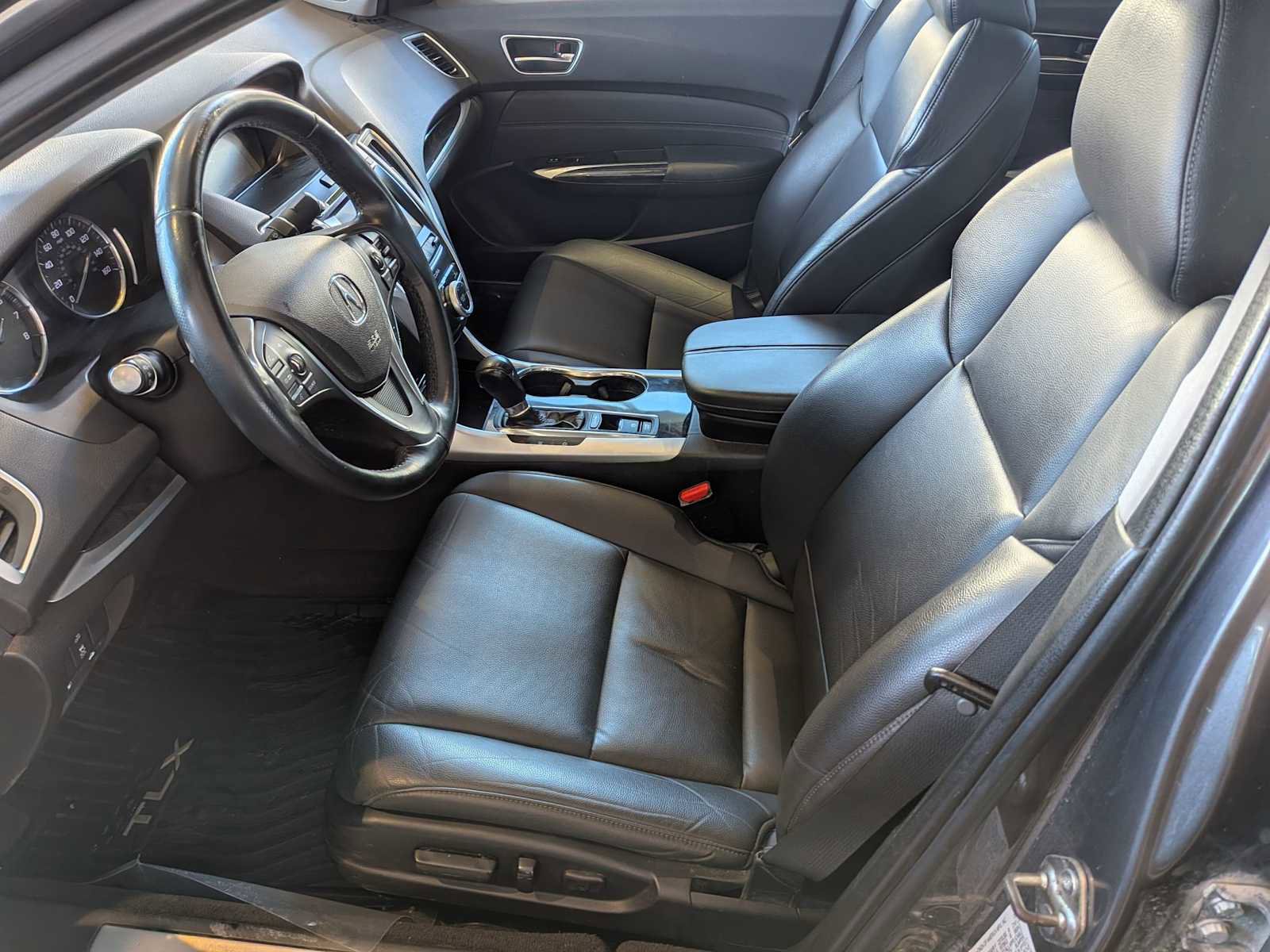 Used 2019 Acura TLX image 15