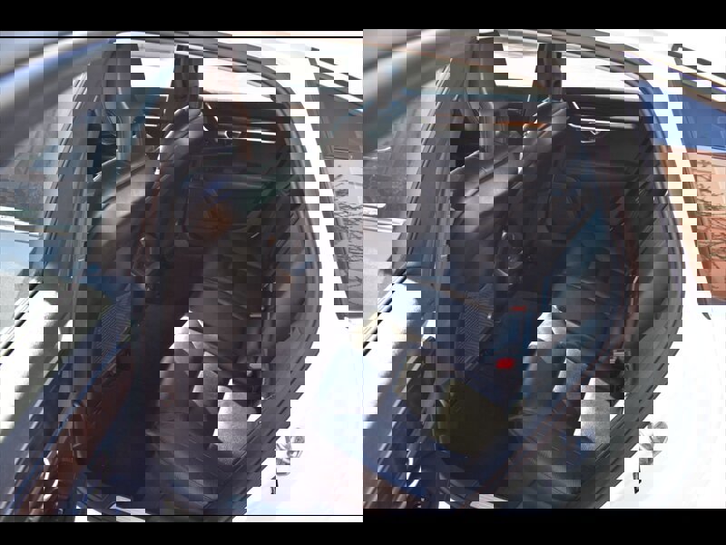 Used 2017 Volvo S90 T5 Momentum w/ Vision Package image 20