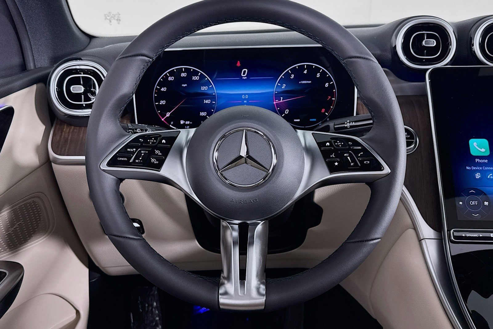 New 2026 Mercedes-Benz GLC 300 image 17