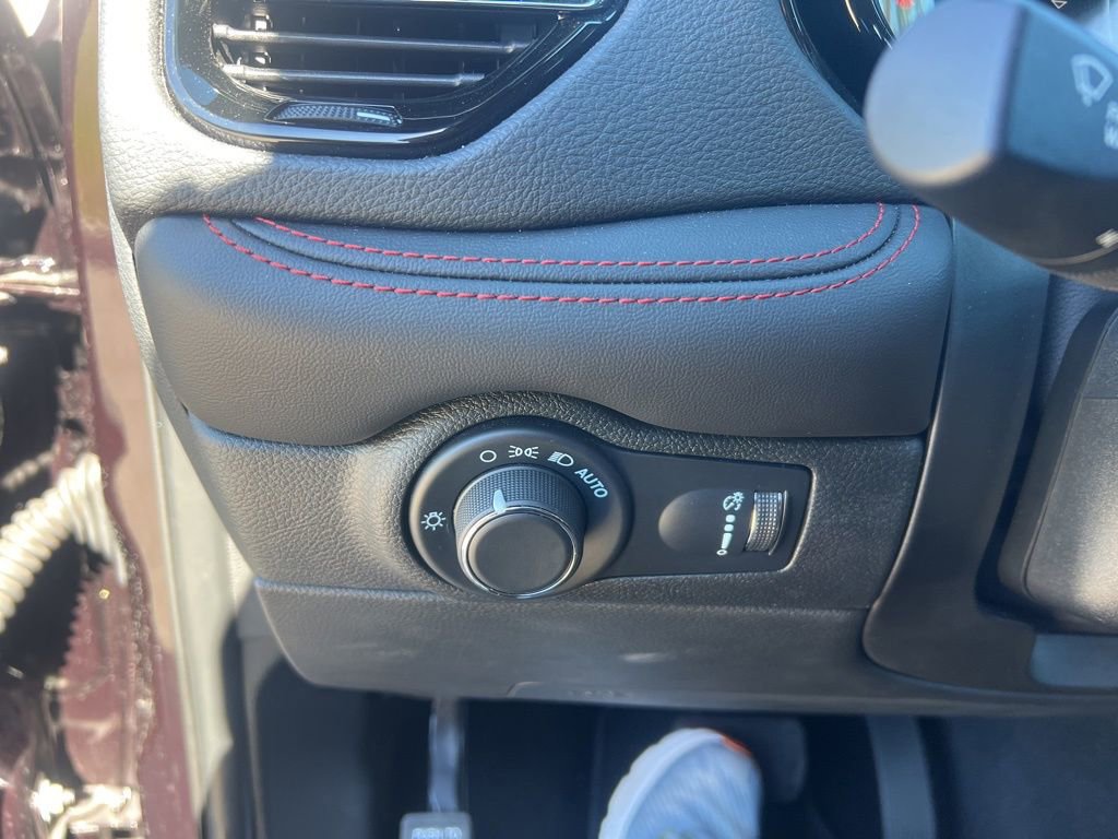 Certified 2024 Dodge Durango R/T w/ Blacktop Package image 38