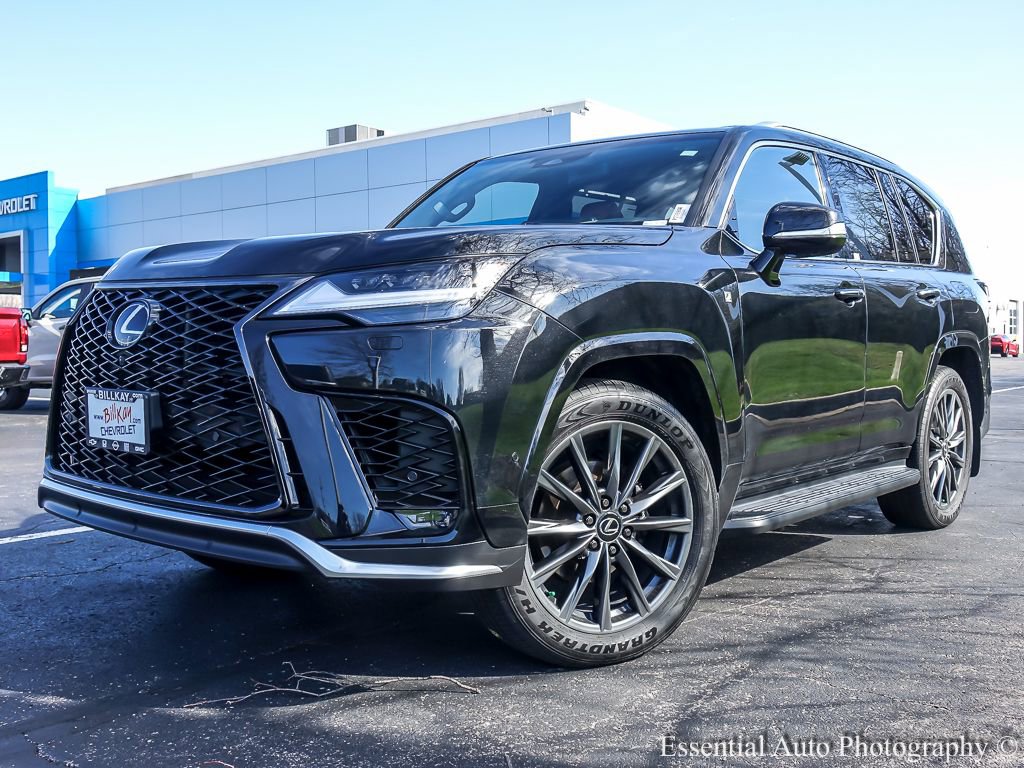 Used 2025 Lexus LX 700h F Sport image 2