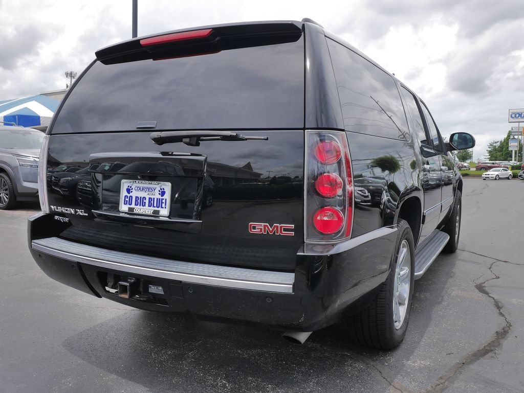 Used 2013 GMC Yukon XL Denali AWD/4WD image 5