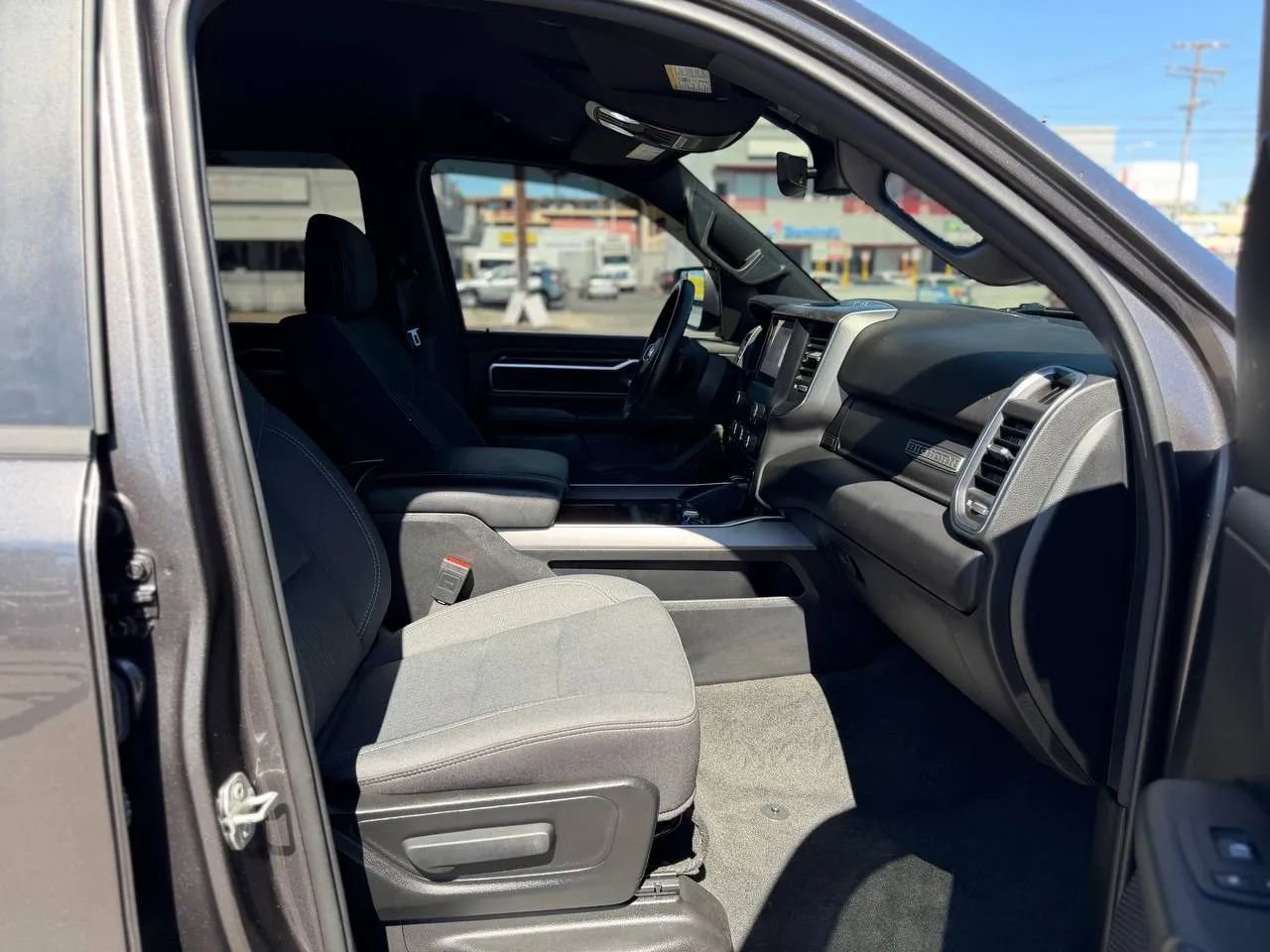 Used 2024 RAM 1500 Big Horn image 39