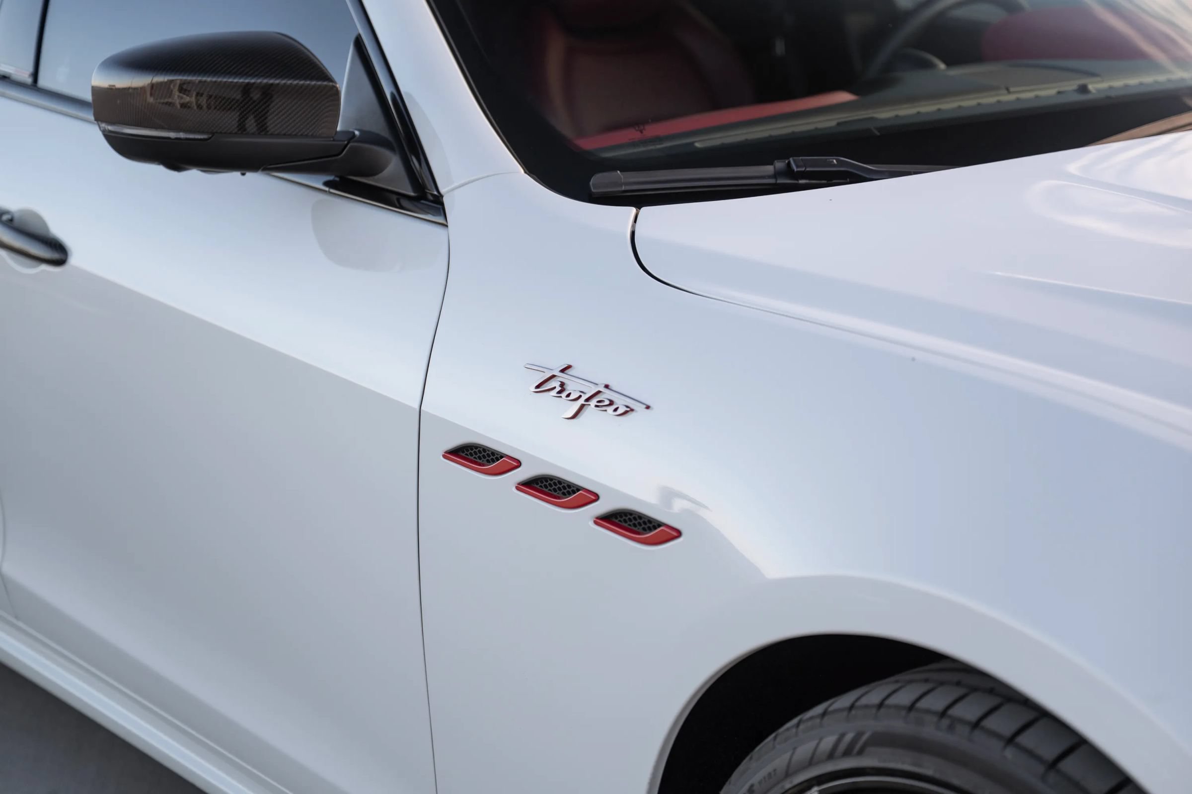Used 2021 Maserati Ghibli Trofeo RWD image 38