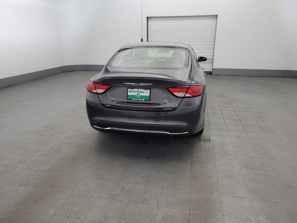 Used 2015 Chrysler 200 Limited FWD image 7