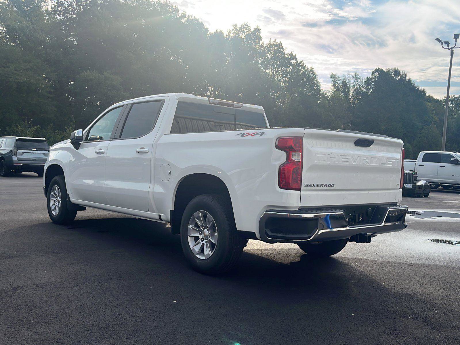 New 2026 Chevrolet Silverado 1500 LT w/ LPO, Dark Essentials Package AWD/4WD image 3
