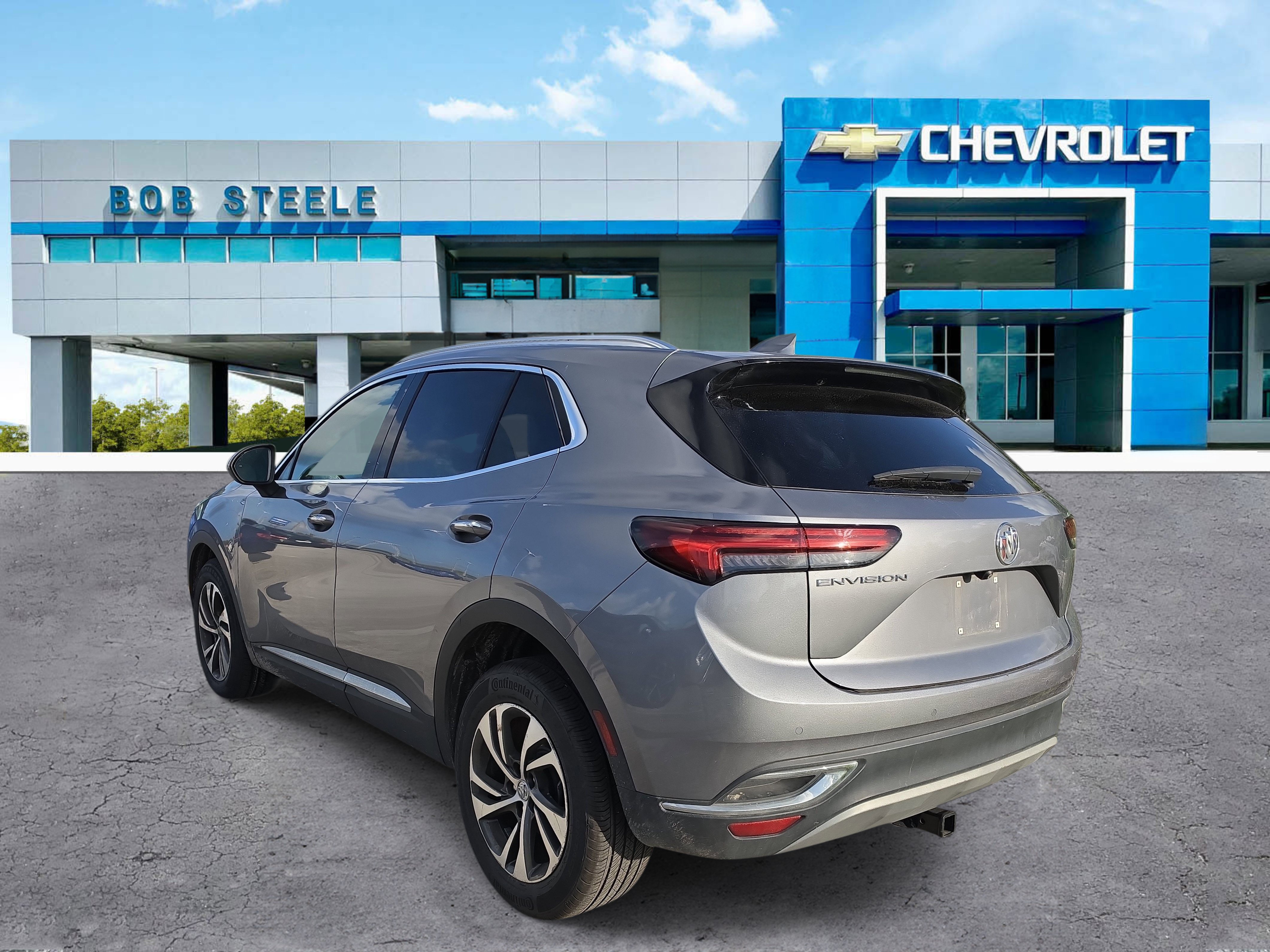 Used 2022 Buick Envision Essence w/ Safety Package FWD image 4