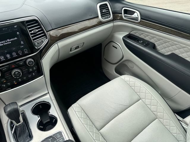 Used 2019 Jeep Grand Cherokee Summit AWD/4WD image 24