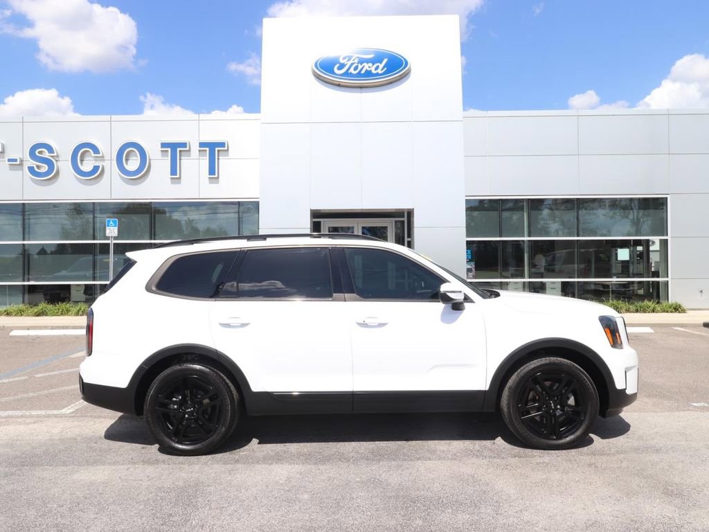 Used 2024 Kia Telluride EX X-Line image 16