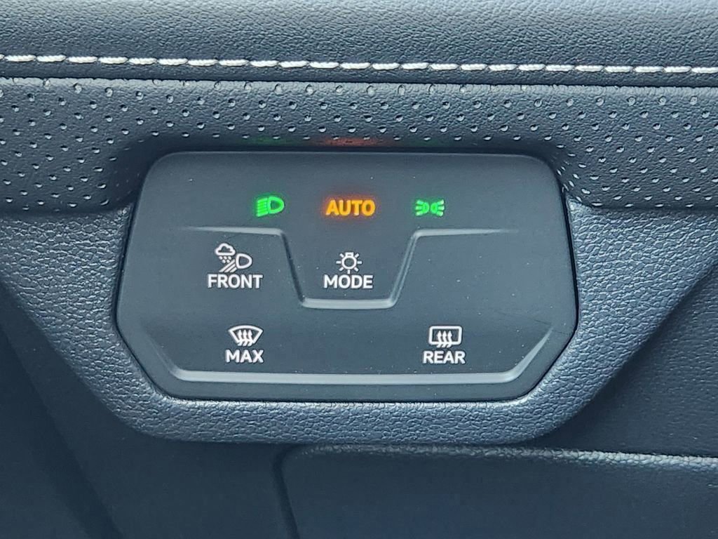 New 2026 Volkswagen Atlas SE image 11