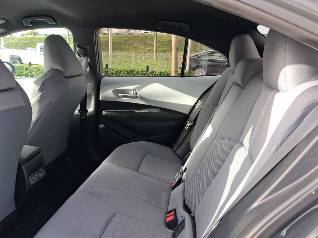 Used 2026 Toyota Corolla SE FWD image 8