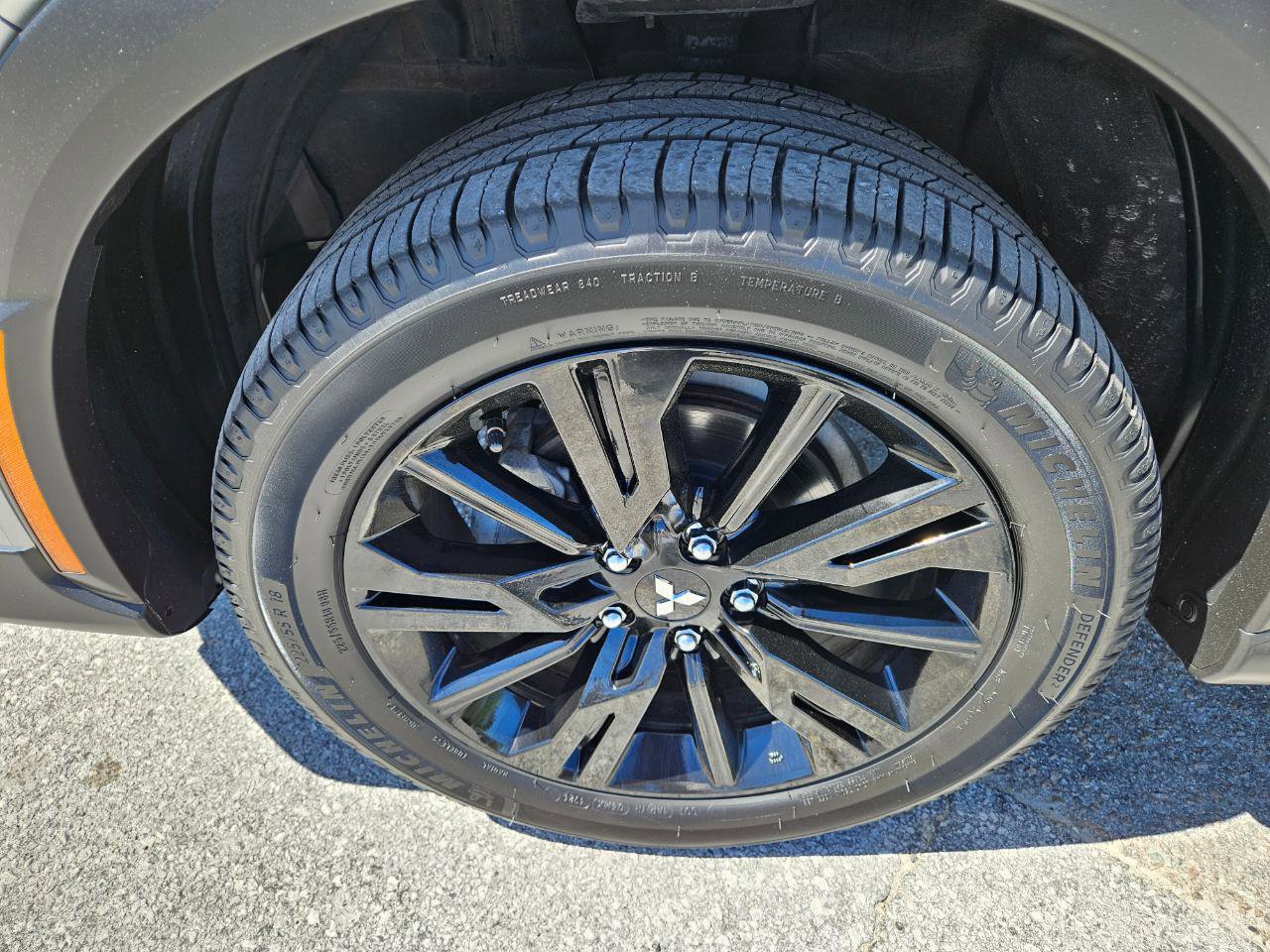 Used 2023 Mitsubishi Eclipse Cross LE image 10