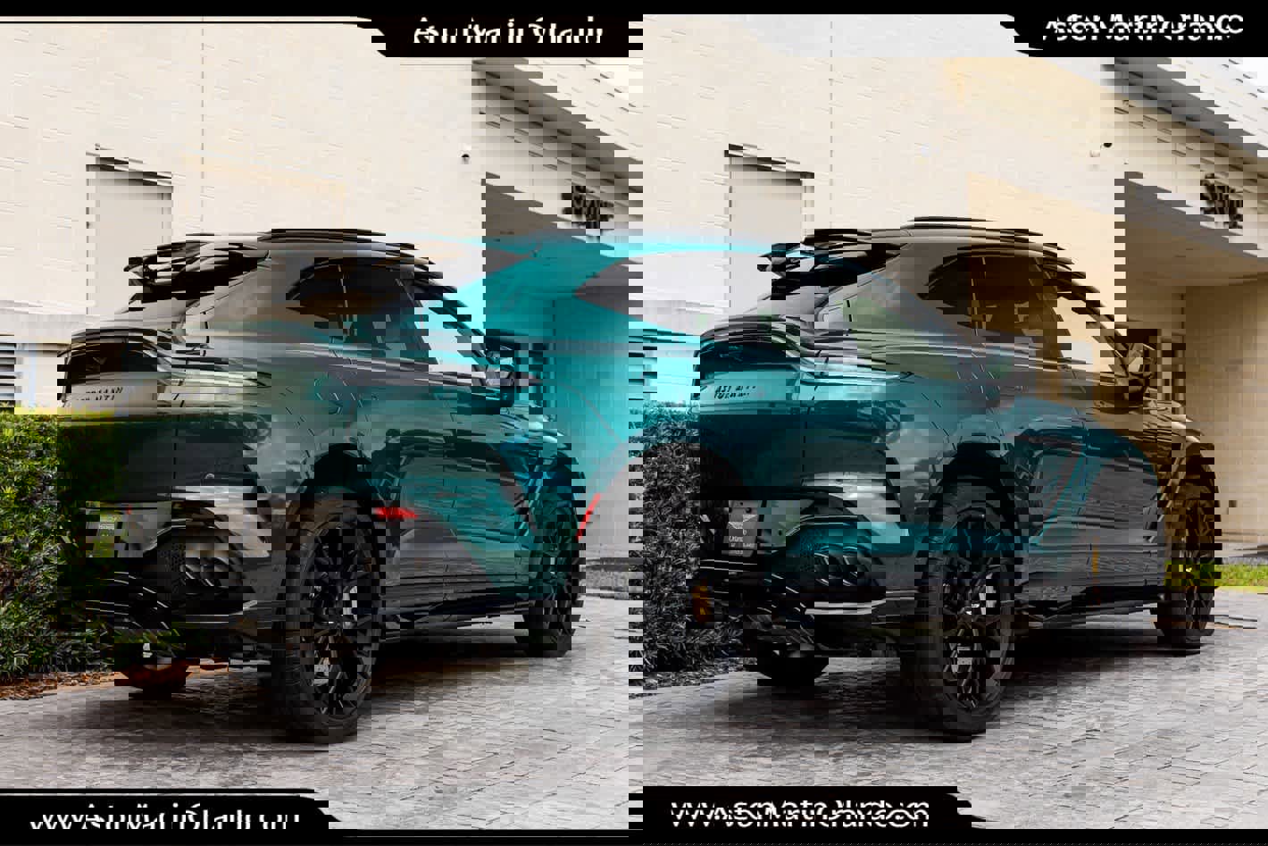 Used 2025 Aston Martin DBX 707 image 24