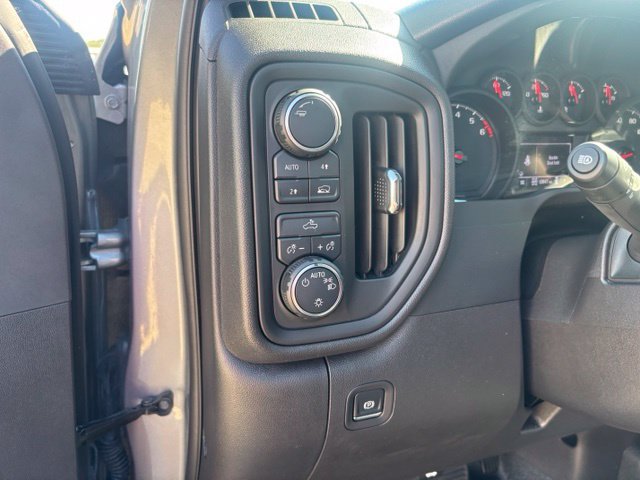 Used 2026 Chevrolet Silverado 1500 W/T w/ Trailering Package AWD/4WD image 20