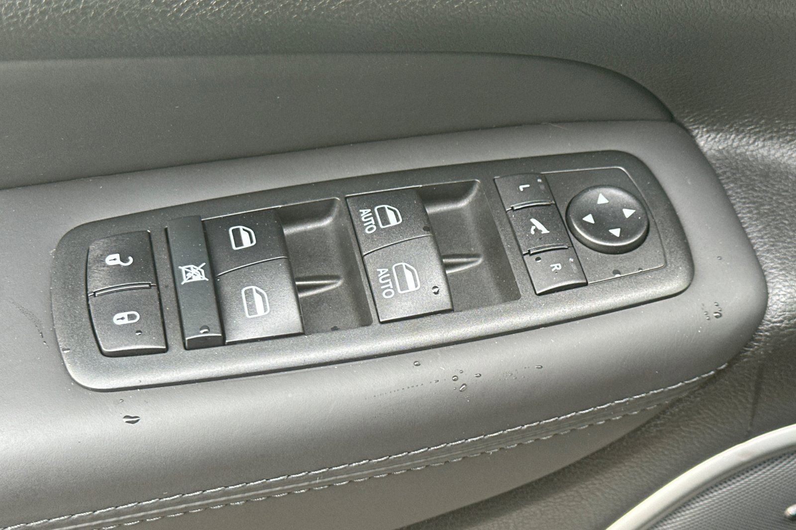 Used 2020 Jeep Grand Cherokee High Altitude image 15