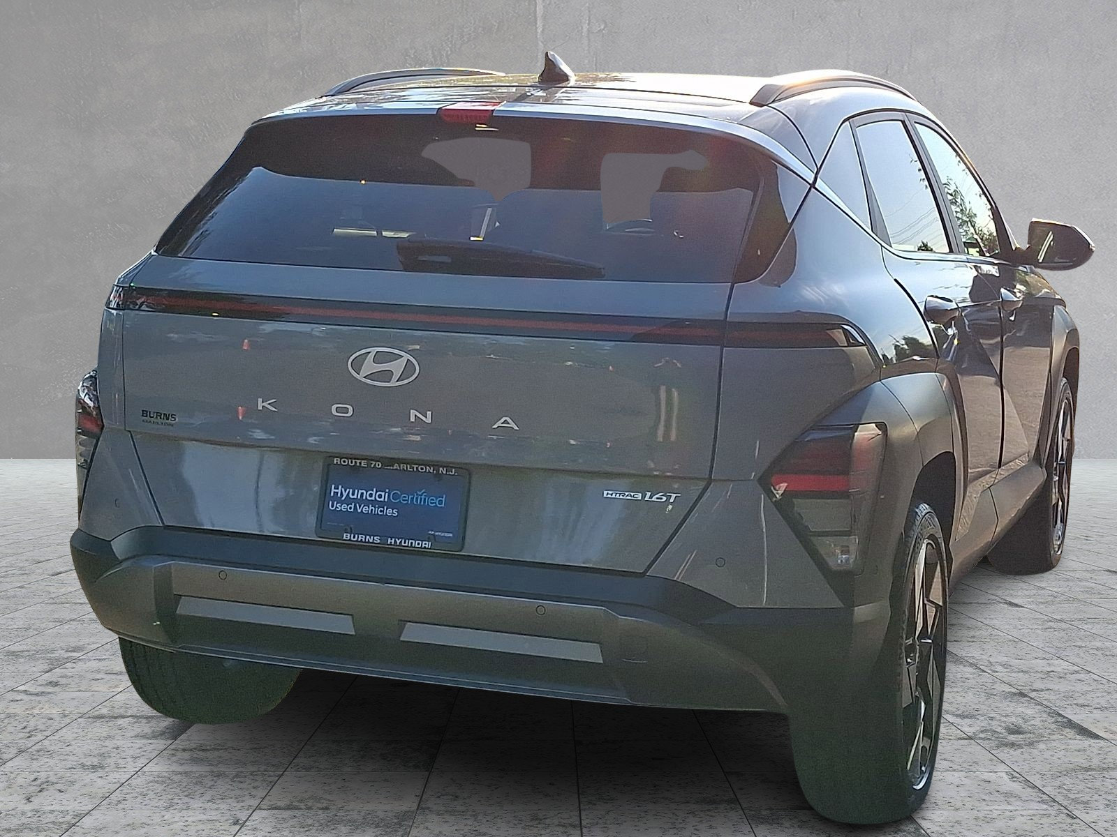 Certified 2024 Hyundai Kona Limited AWD/4WD image 4