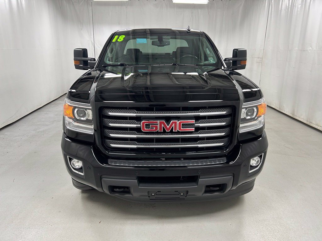 Used 2018 GMC Sierra 2500 SLT w/ All Terrain HD Package AWD/4WD image 4