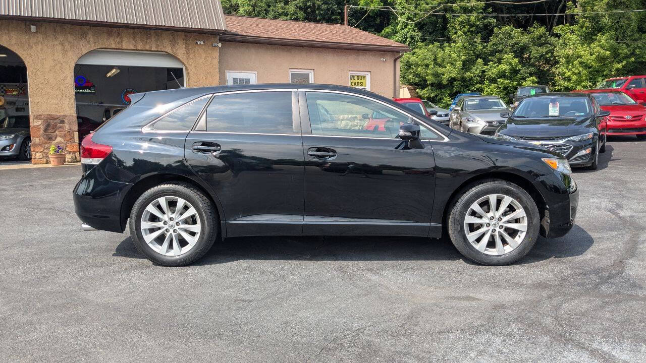 Used 2015 Toyota Venza LE AWD/4WD image 11