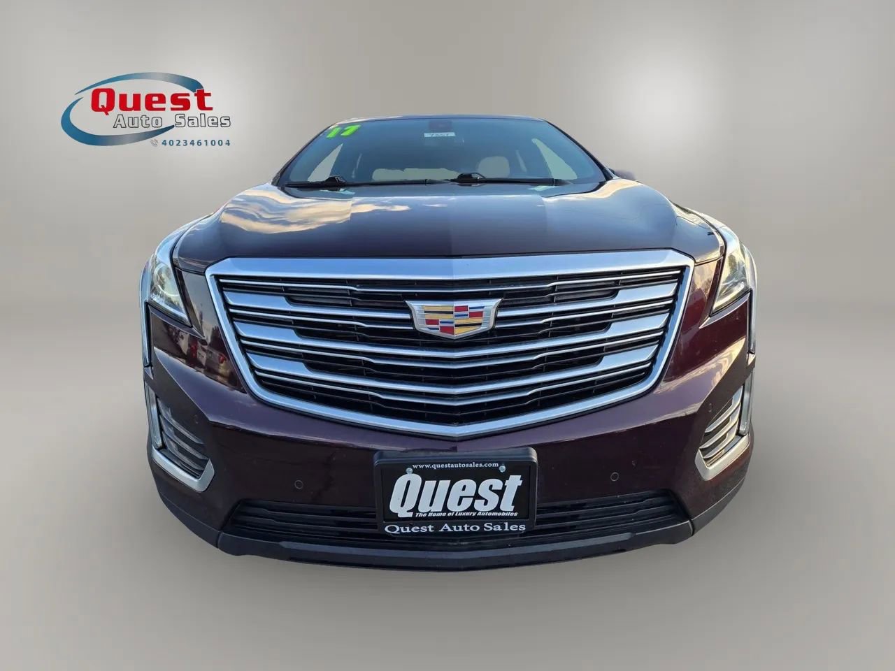 Used 2017 Cadillac XT5 Luxury w/ Driver Awareness Package AWD/4WD image 3
