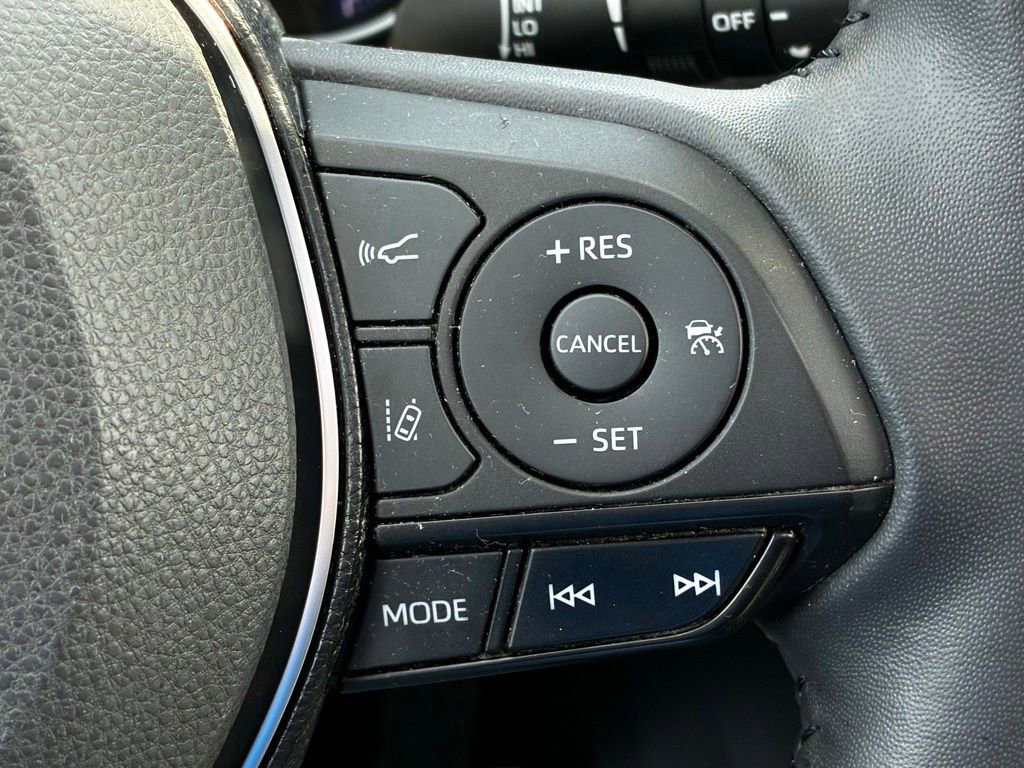 Used 2020 Toyota RAV4 XSE w/ All Weather Liner Package AWD/4WD image 15