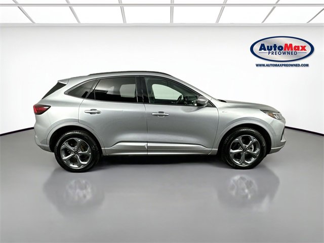 Used 2023 Ford Escape ST-Line Select image 9