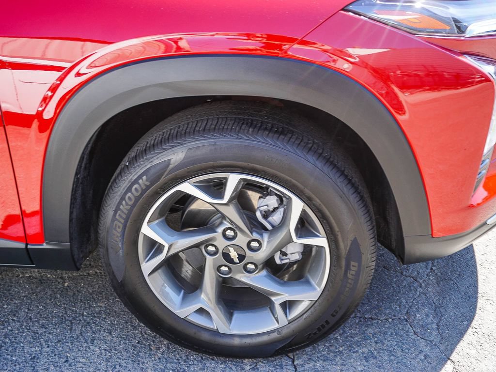 Used 2026 Chevrolet Trax LT w/ Driver Confidence Package FWD image 9