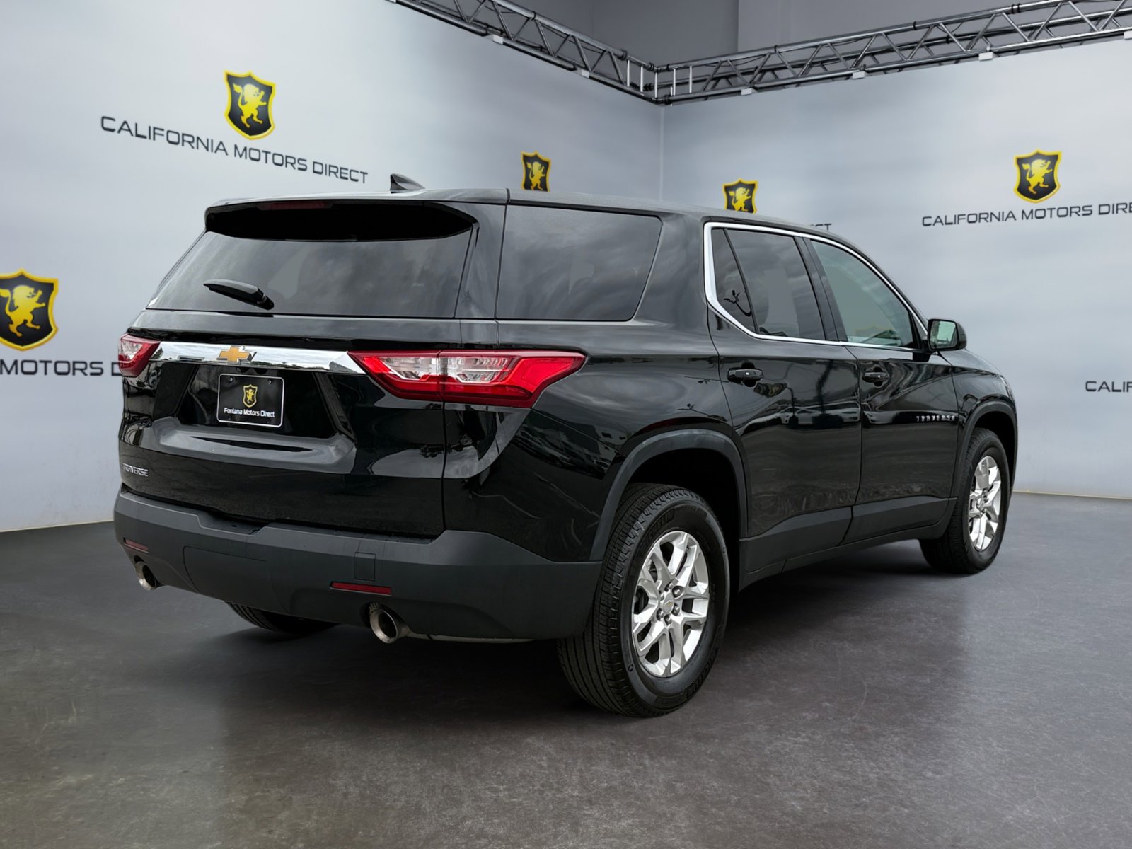 Used 2021 Chevrolet Traverse LS w/ LPO, Cargo Package image 5