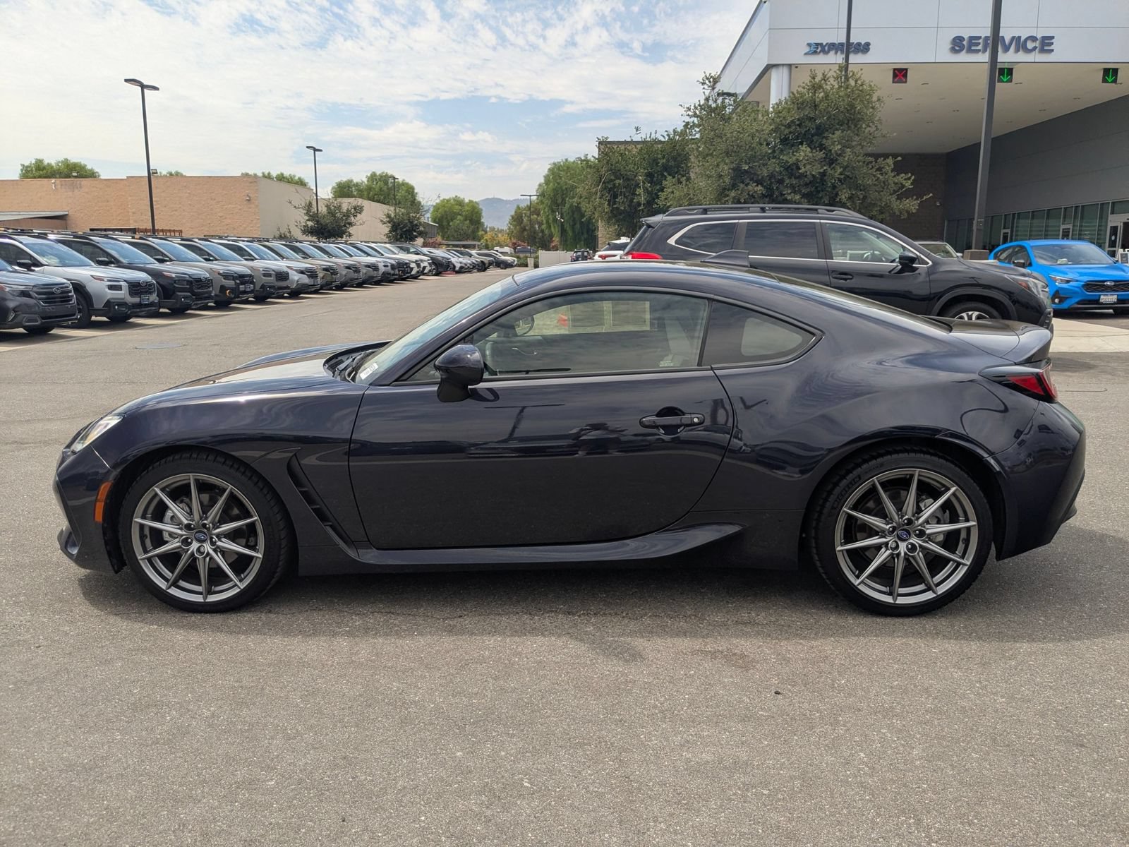 Certified 2025 Subaru BRZ Limited w/ Popular Package 2 RWD image 2