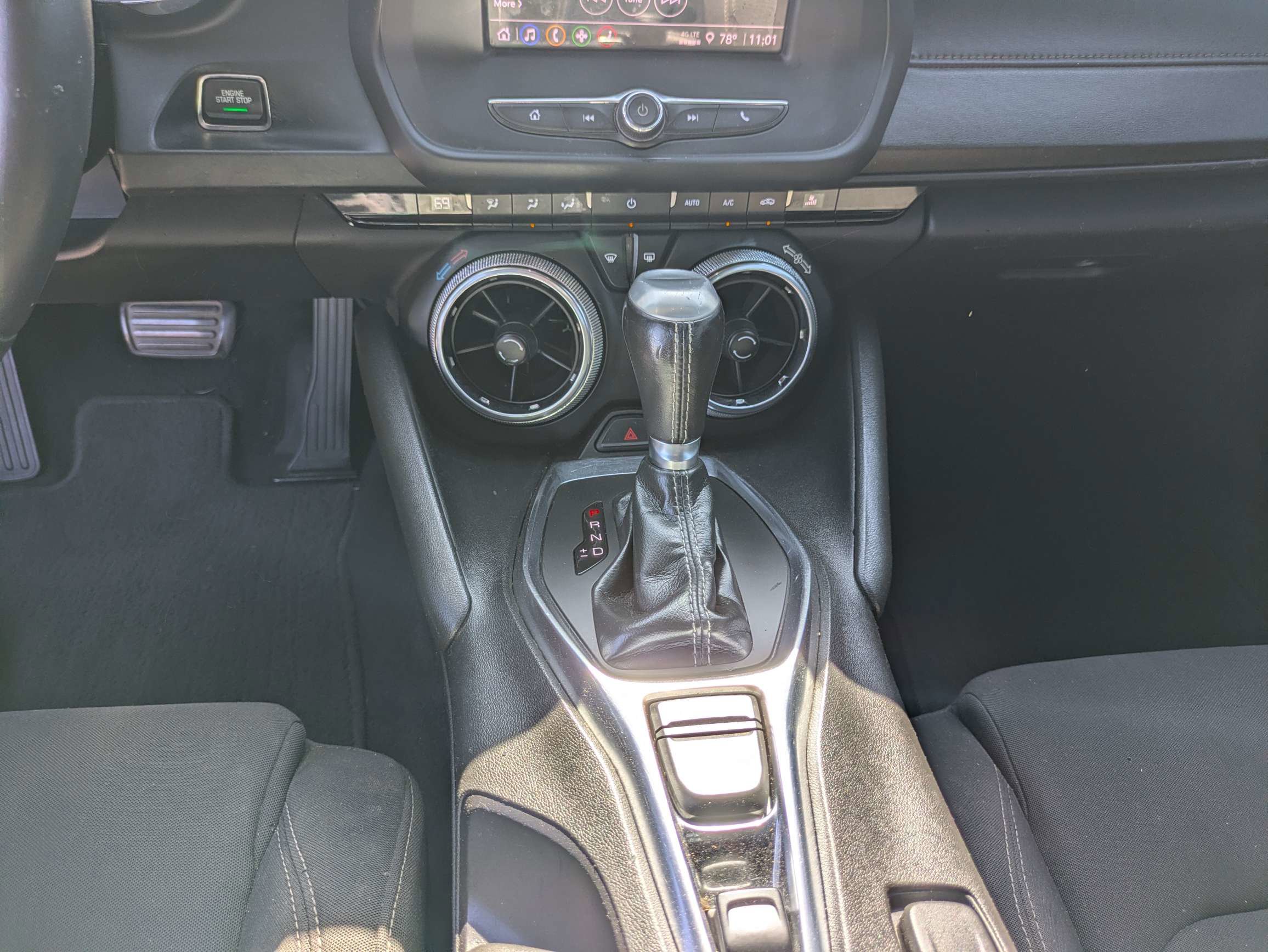 Used 2021 Chevrolet Camaro LT w/ RS Package RWD image 19