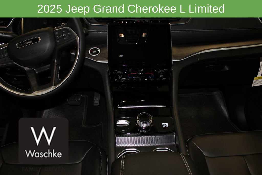 New 2025 Jeep Grand Cherokee L Limited w/ Trailer Tow Package image 28