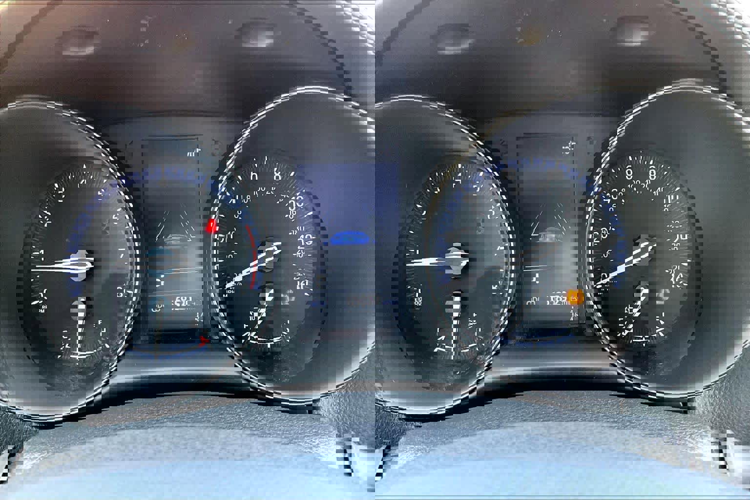 Used 2019 Toyota C-HR XLE image 26