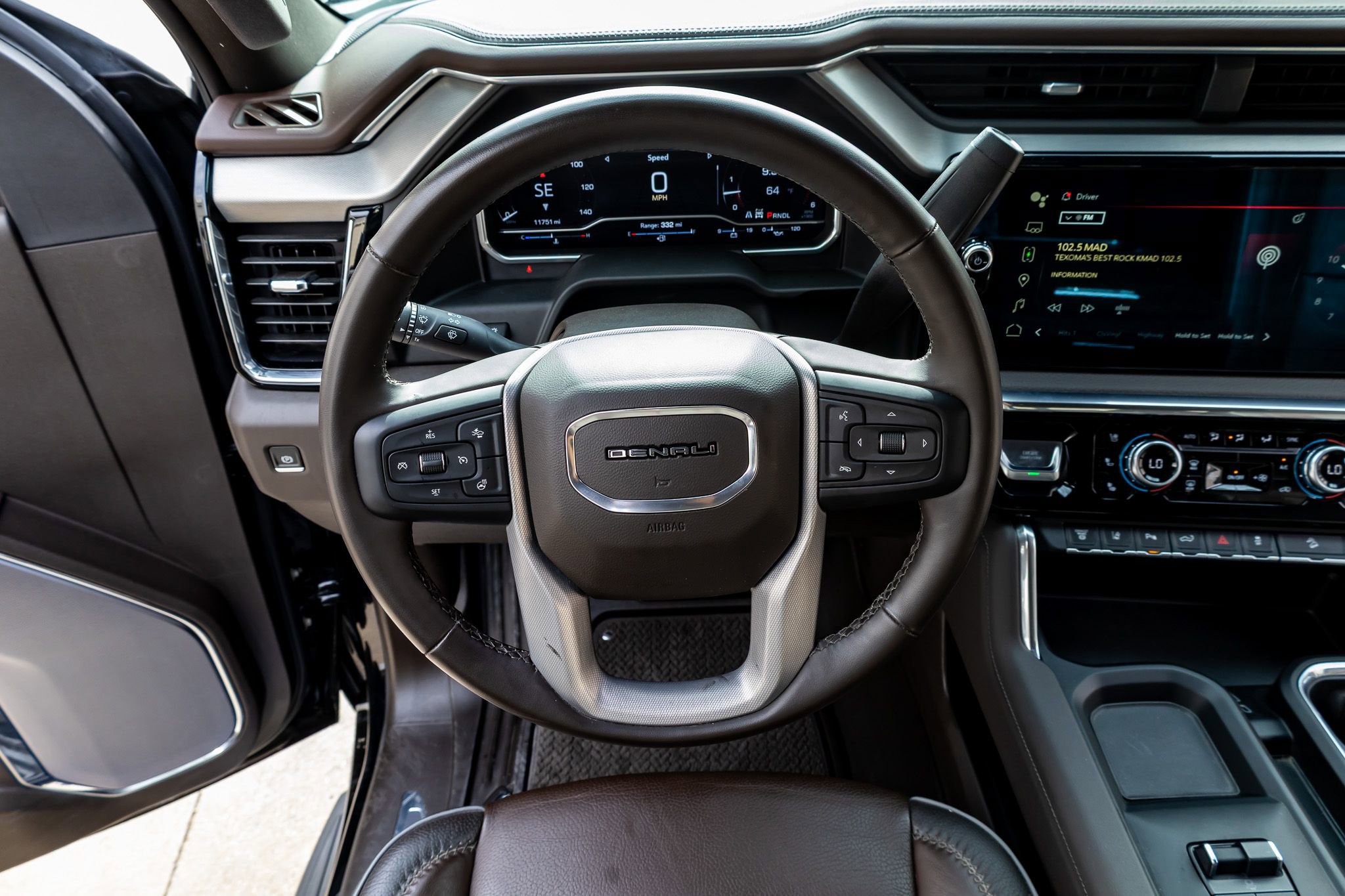 Used 2024 GMC Sierra 2500 Denali w/ Denali Reserve Package image 19