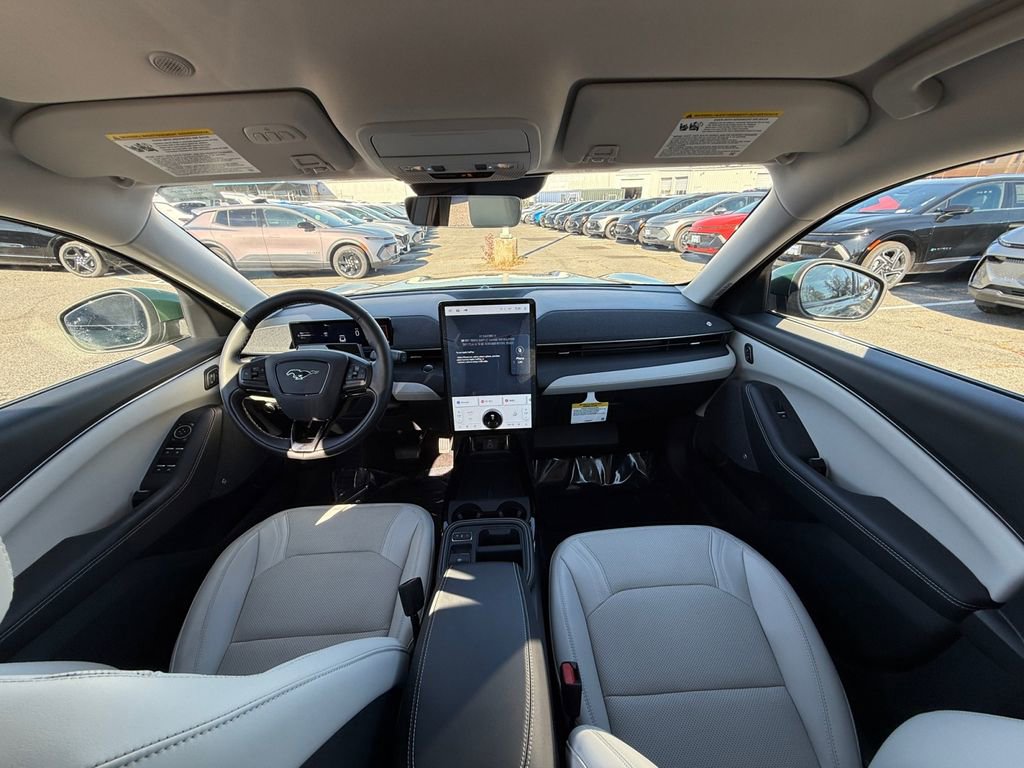 Used 2025 Ford Mustang Mach-E Premium image 22