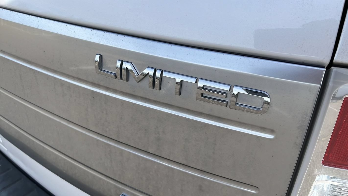 Used 2011 Ford Flex Limited w/ Rapid Spec Order Code AWD/4WD image 19