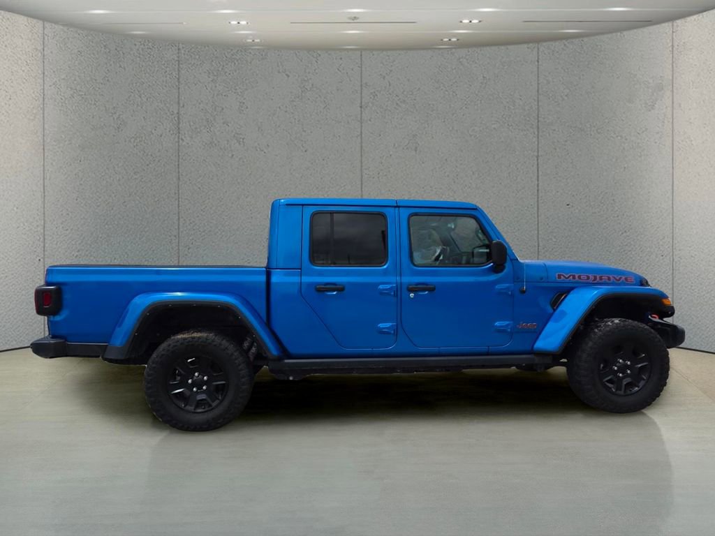 Used 2022 Jeep Gladiator Mojave w/ Cold Weather Group image 2